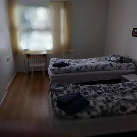 Saarnimaja Vendégház *