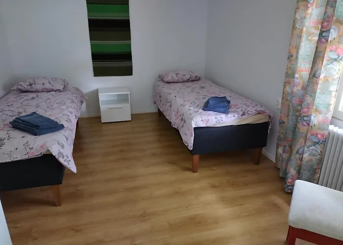 Saarnimaja Pensionat *